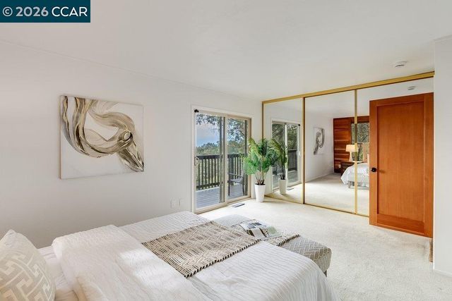 7875 Skyline Blvd, Oakland, CA 94611