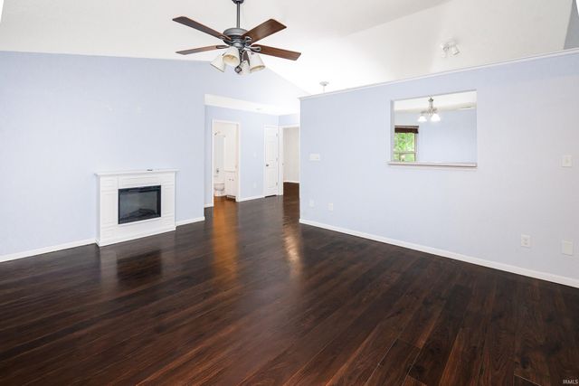 1529 W Edinburgh Bend, Bloomington, IN 47403