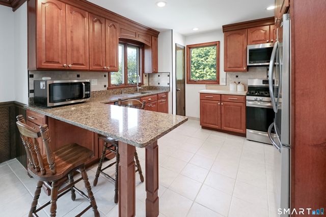 644 Melville Avenue, Fairfield, CT 06825