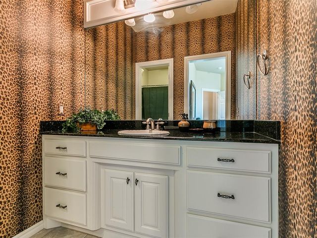 3000 Meriweather Road, Edmond, OK 73003