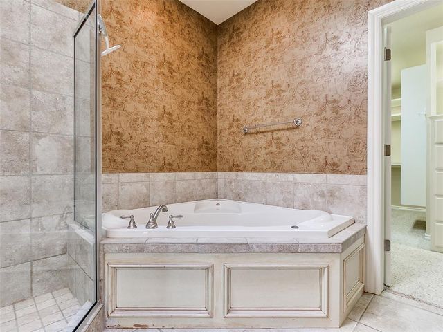 3000 Meriweather Road, Edmond, OK 73003