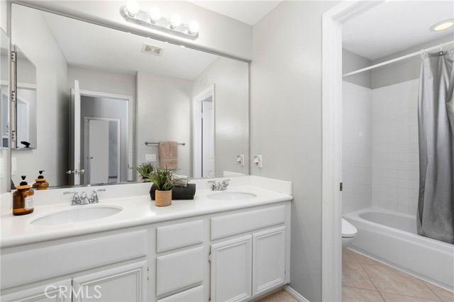 65 Ashcrest, Irvine, CA 92620