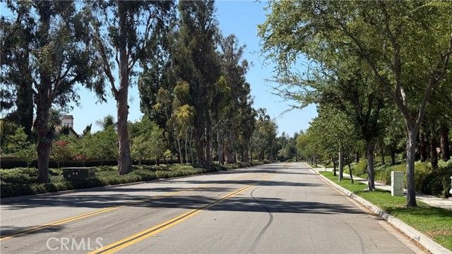 65 Ashcrest, Irvine, CA 92620