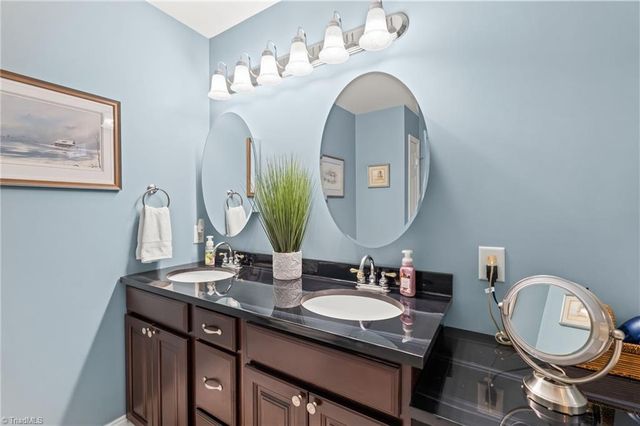 124 Pipsisewa Lane, Stokesdale, NC 27357