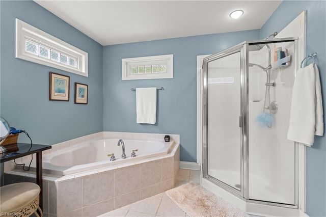 124 Pipsisewa Lane, Stokesdale, NC 27357