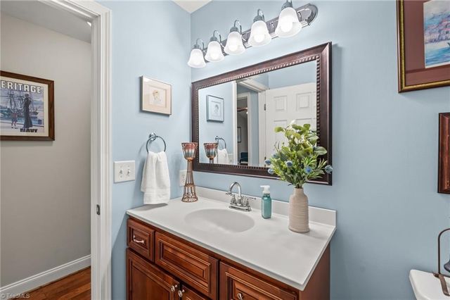 124 Pipsisewa Lane, Stokesdale, NC 27357