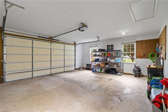124 Pipsisewa Lane, Stokesdale, NC 27357
