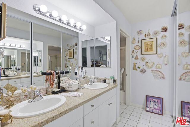 5535 Canoga Avenue 115, Woodland Hills, CA 91367