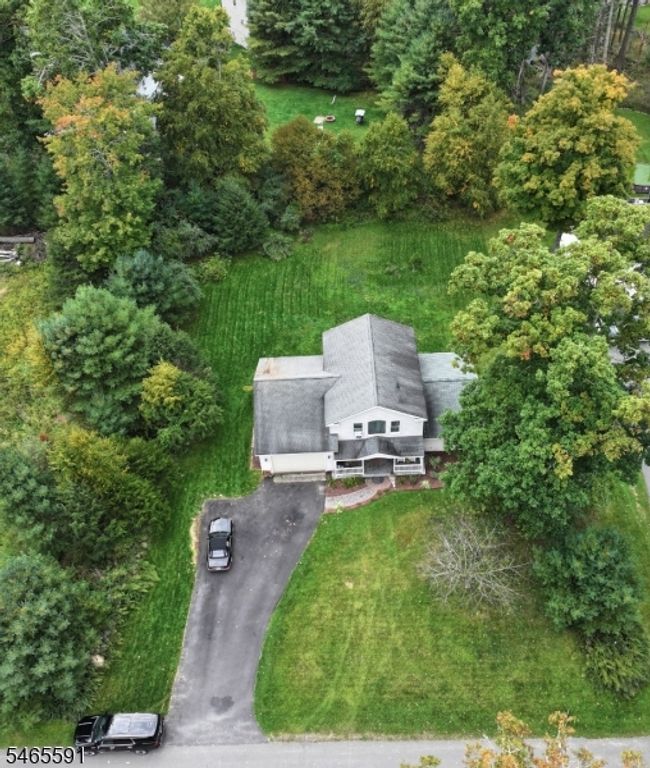 106 Holiday Ln, Montague Twp., NJ 07827 — photo 2