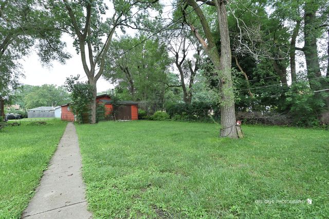 1924 Bethesda Boulevard, Zion, IL 60099