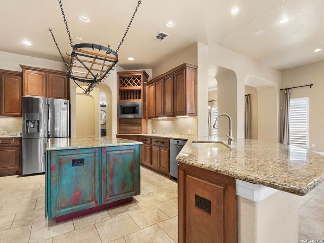 2427 Dunmore Hill, San Antonio, TX 78230