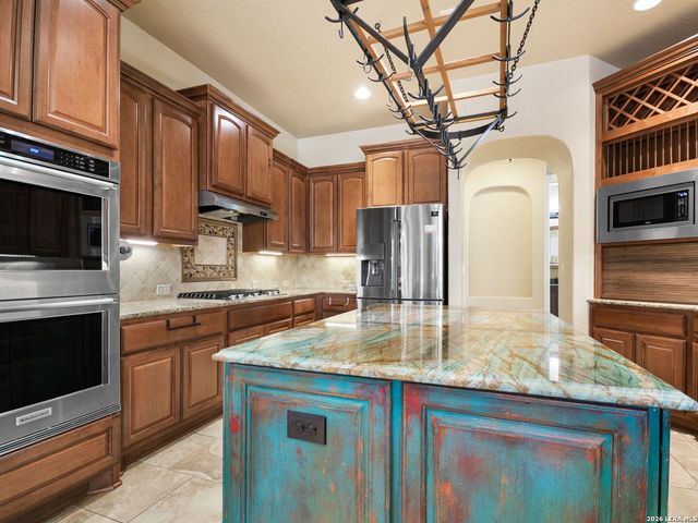 2427 Dunmore Hill, San Antonio, TX 78230