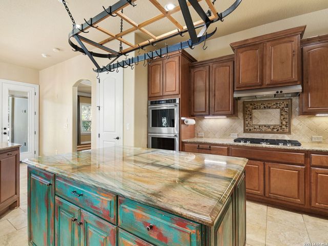 2427 Dunmore Hill, San Antonio, TX 78230