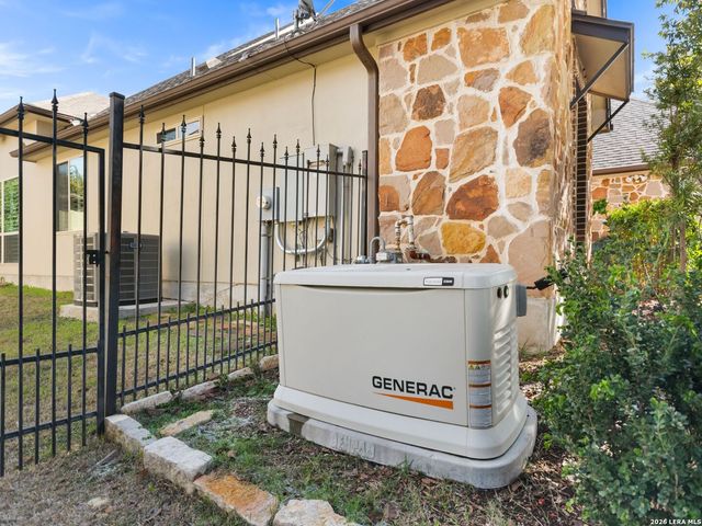 2427 Dunmore Hill, San Antonio, TX 78230