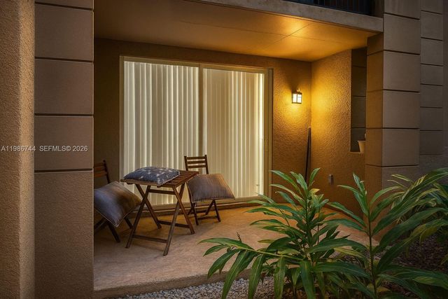 17150 N Bay Rd 2122, Sunny Isles Beach, FL 33160