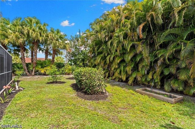 6778 Buckingham CT, Naples, FL 34104