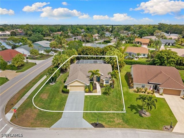 6778 Buckingham CT, Naples, FL 34104