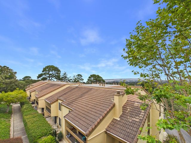 4202 Golden Oaks Lane 4202, Monterey, CA 93940