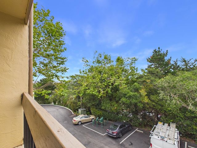 4202 Golden Oaks Lane 4202, Monterey, CA 93940