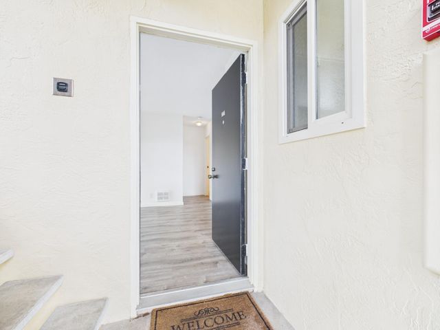 4202 Golden Oaks Lane 4202, Monterey, CA 93940