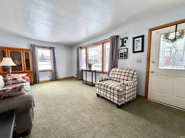 879 Holy Family Drive, Jasper, IN 47546