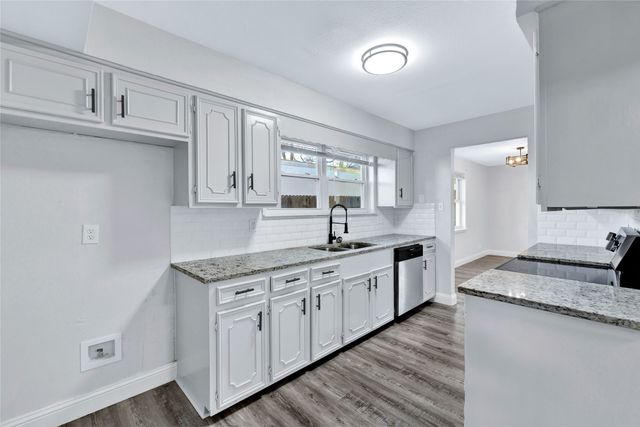 415 N 19th Street, Corsicana, TX 75110