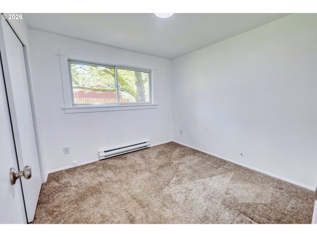 8216 Sw STEVE St, Tigard, OR 97223