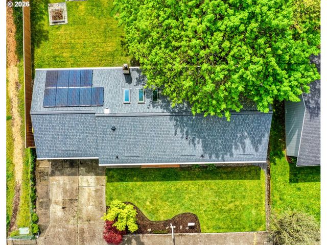 8216 Sw STEVE St, Tigard, OR 97223