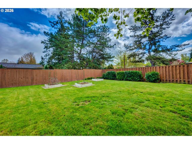 8216 Sw STEVE St, Tigard, OR 97223