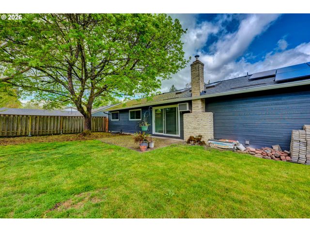 8216 Sw STEVE St, Tigard, OR 97223