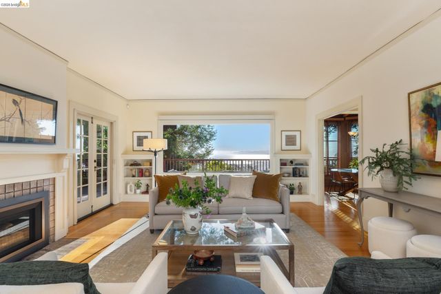84 Norwood Ave, Kensington, CA 94707