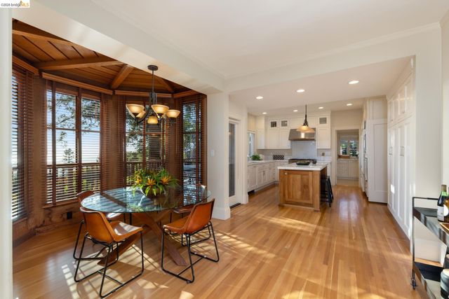 84 Norwood Ave, Kensington, CA 94707