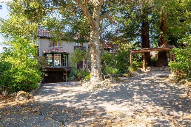 84 Norwood Ave, Kensington, CA 94707