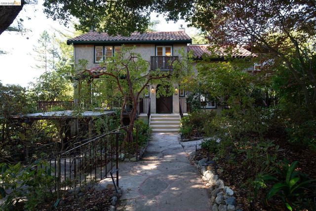 84 Norwood Ave, Kensington, CA 94707