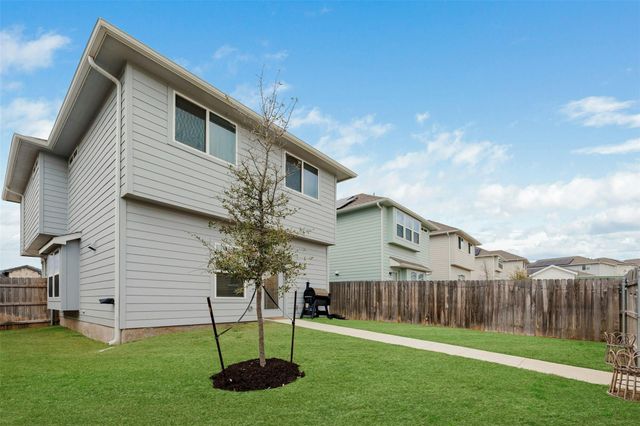 9605 Grapevine Leaf DR, Manor, TX 78653