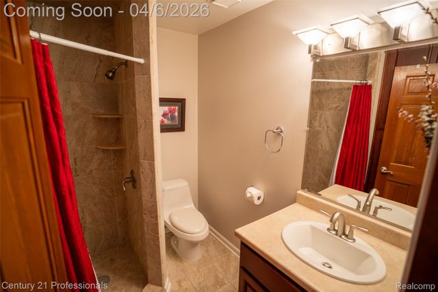 38310 Westchester Road, Sterling Heights, MI 48310