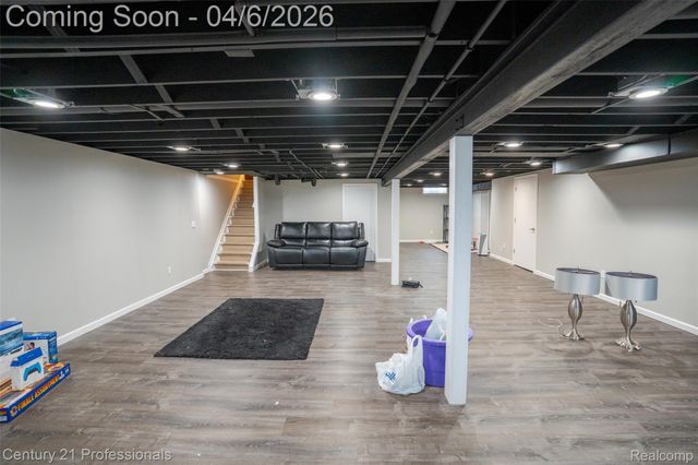 38310 Westchester Road, Sterling Heights, MI 48310
