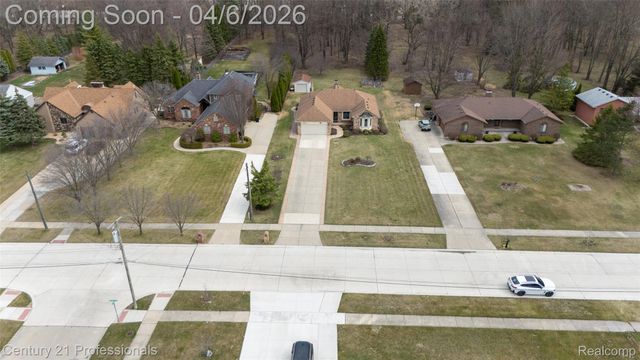 38310 Westchester Road, Sterling Heights, MI 48310