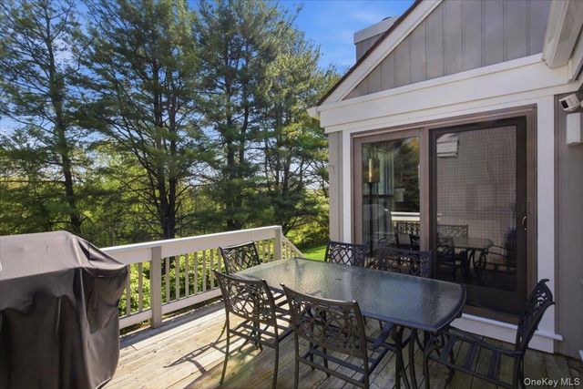 969 Heritage Hills B, Somers, NY 10589