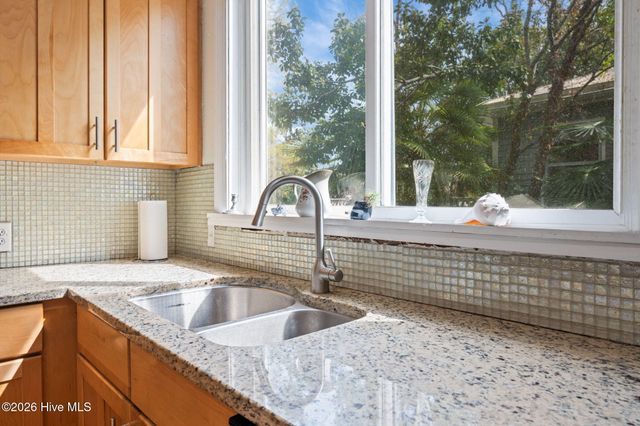 1306 National Avenue, New Bern, NC 28560