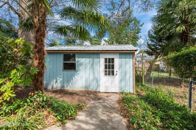 1306 National Avenue, New Bern, NC 28560