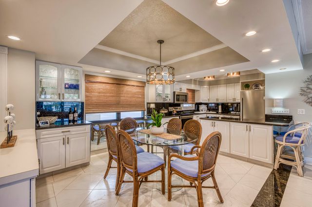 1208 Marine Way G4, North Palm Beach, FL 33408