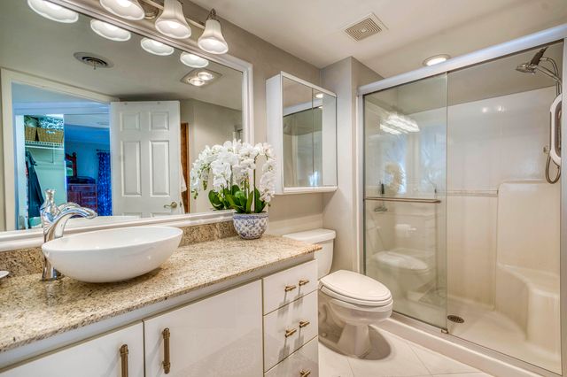 1208 Marine Way G4, North Palm Beach, FL 33408