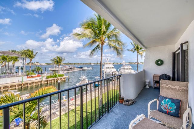 1208 Marine Way G4, North Palm Beach, FL 33408