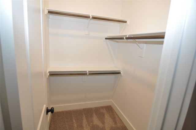 829 Crystal Oak Lane, Arlington, TX 76005