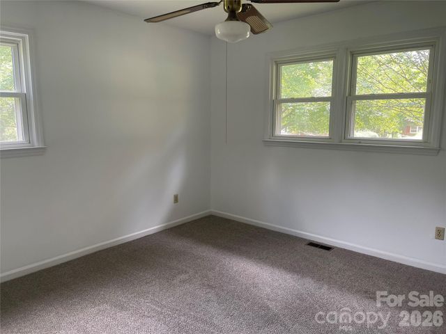 187 River Hills Drive, Forest City, NC 28043