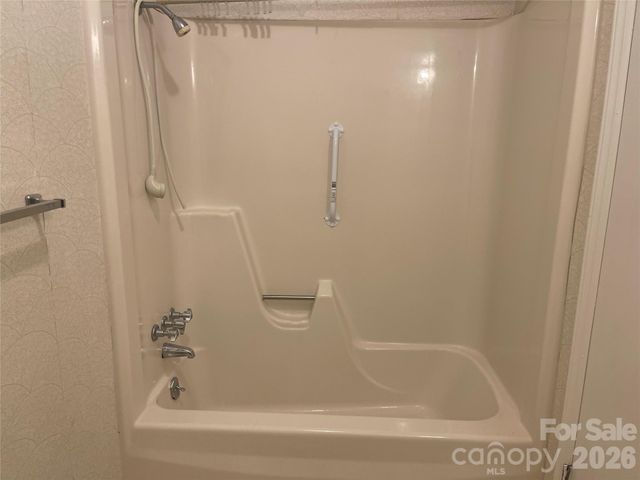 187 River Hills Drive, Forest City, NC 28043