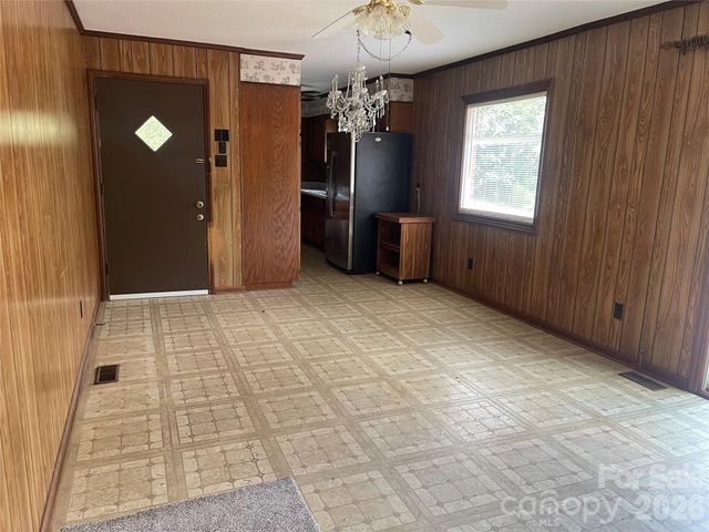 187 River Hills Drive, Forest City, NC 28043
