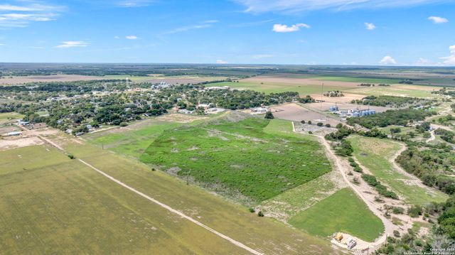 00 County Road 585, Lacoste, TX 78039