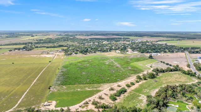 00 County Road 585, Lacoste, TX 78039